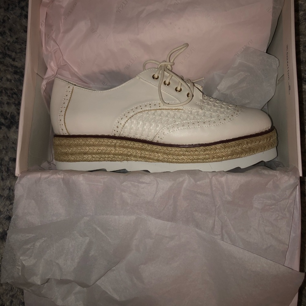 Platform vintage shoes